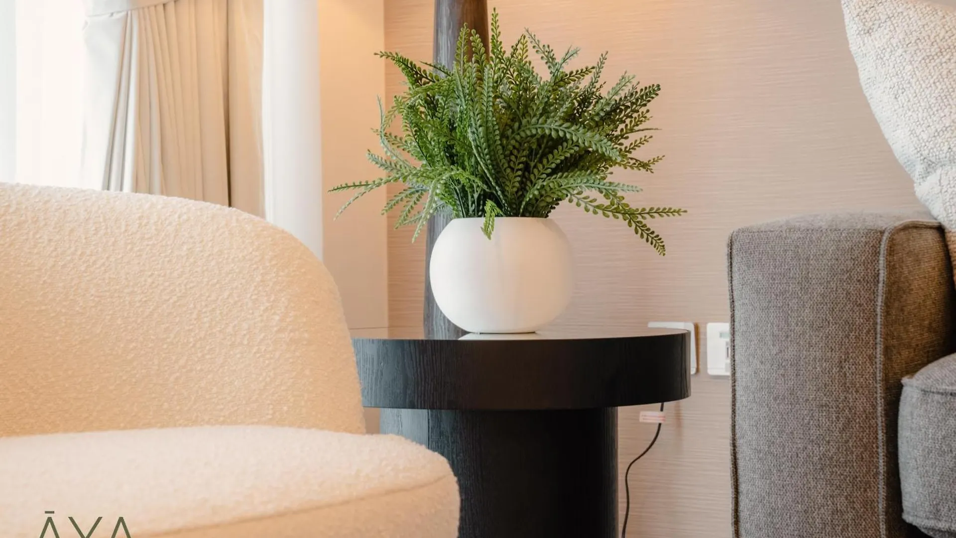 두바이 Downtown Luxe 1Br Steps From Burj Khalifa & Opera 아파트 아랍에미리트